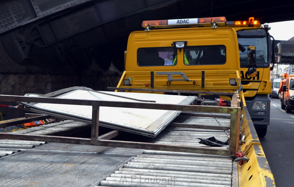 LKW Bruecke Koeln Deutz Opladenestr Deutz Muelheimerstr P171.JPG - Miklos Laubert